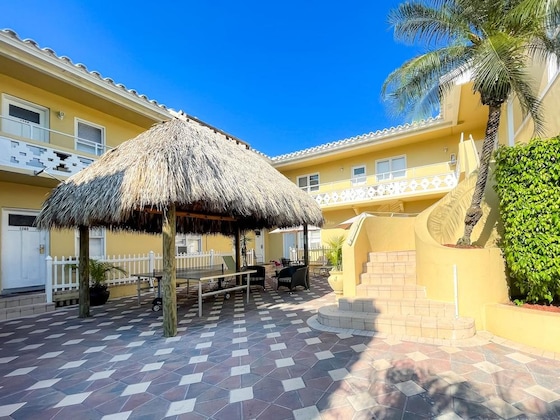 Gallery - The Palms