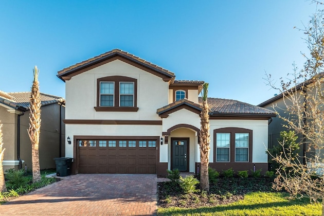 Gallery - 8812 Macapa Drive