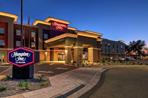Gallery - Hampton Inn Fresno Airport