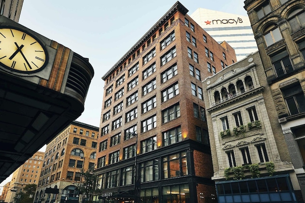 Gallery - Kinley Cincinnati Downtown, A Tribute Portfolio Hotel