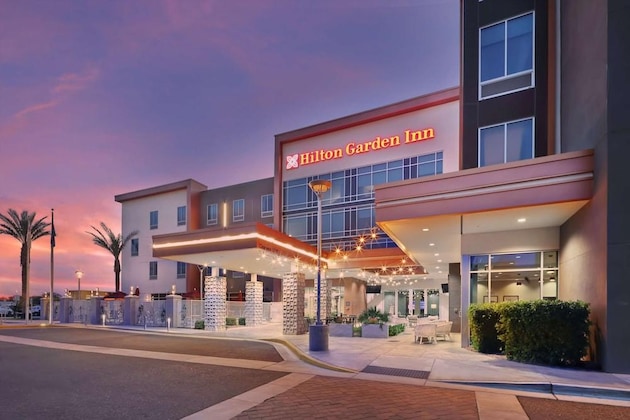 Gallery - Hilton Garden Inn Chandler Downtown