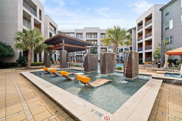 Gallery - Kasa Love Field-Medical District Dallas