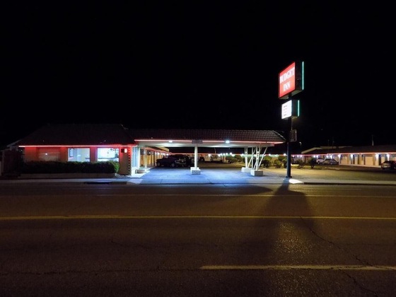 Gallery - Budget Inn