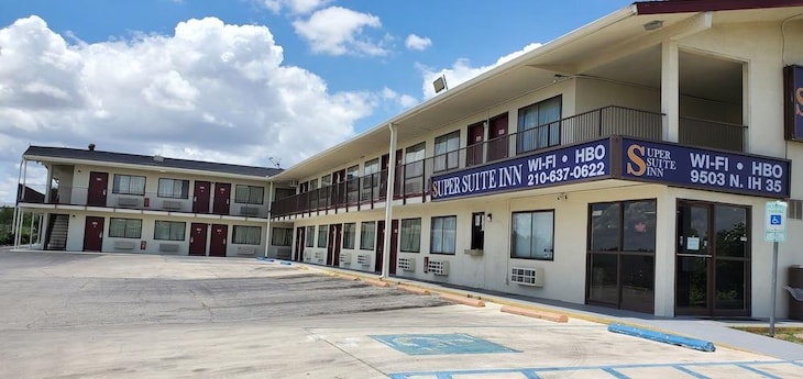 Gallery - Econo Lodge San Antonio Northeast I-35