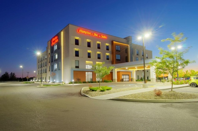 Gallery - Hampton Inn & Suites Portland West