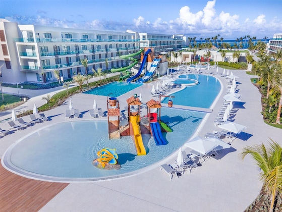 Gallery - Serenade Punta Cana Beach & Spa Resort
