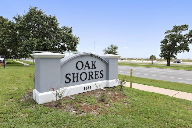 Gallery - Oak Shores 166