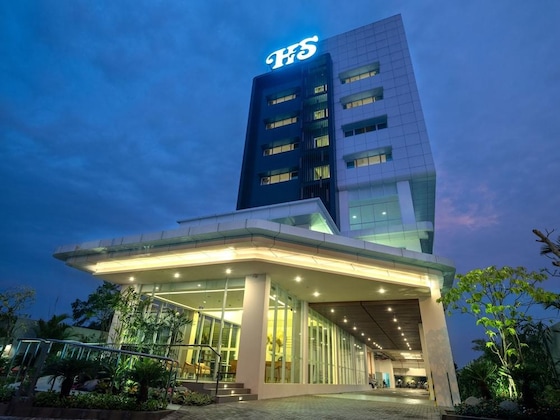 Gallery - Hotel Santika Pasir Koja