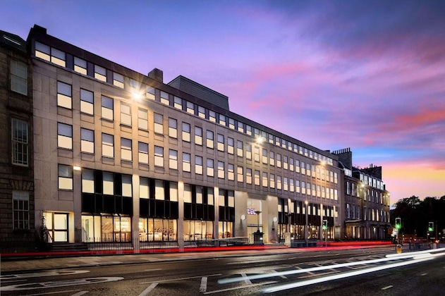 Gallery - Yotel Edinburgh