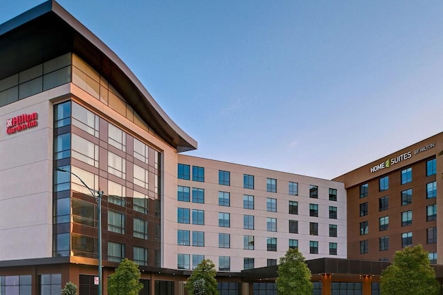 Gallery - Hilton Garden Inn Anaheim Resort
