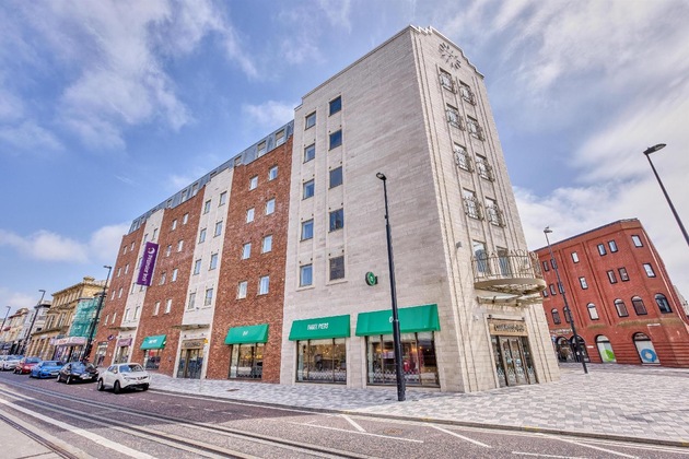Gallery - Premier Inn Blackpool (North Pier)