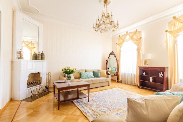 Gallery - Charming Apartments Near Hermitage