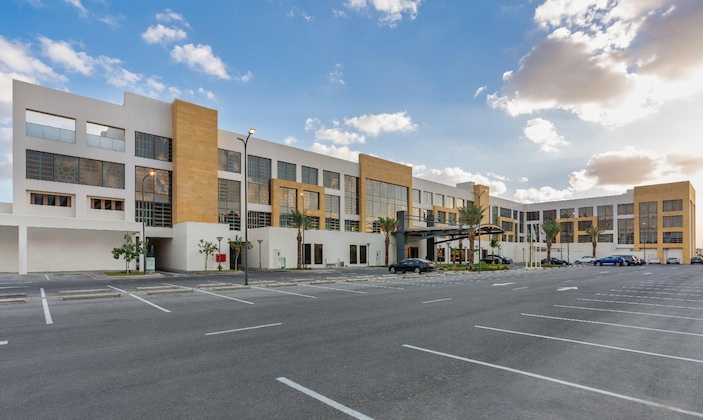 Gallery - Holiday Inn & Suites Al Jubail, An Ihg Hotel