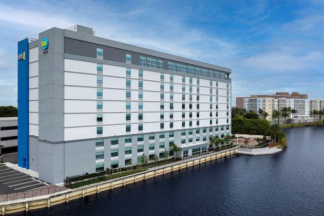 Gallery - Home2 Suites By Hilton Miami Airport South Blue Lagoon
