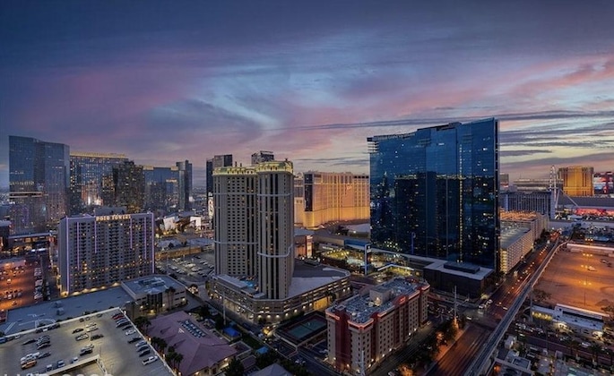 Gallery - Mgm Vegas Signature Suites Collection