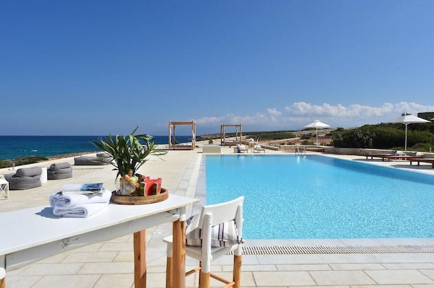 Gallery - Ambassador Luxury Villas