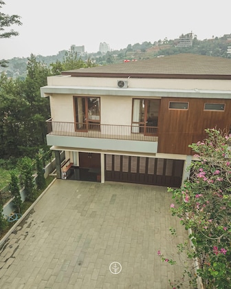 Gallery - Asmaya 7Br Villa Private Heated Pool And Billiard