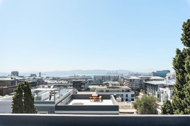 Gallery - Modern Apartment In De Waterkant | Private Rooftop