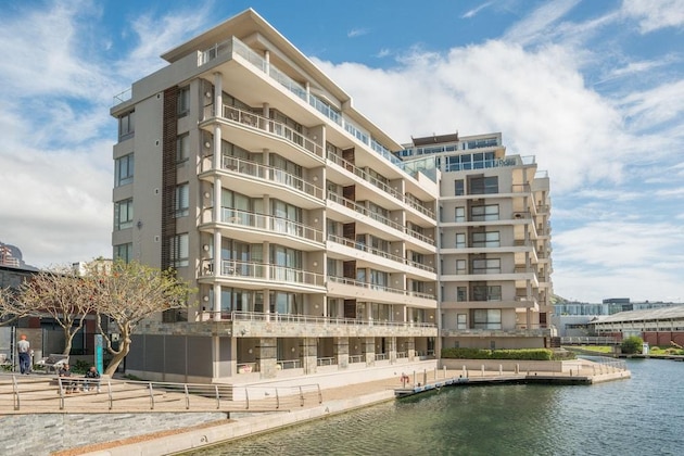 Gallery - V&A Waterfront Luxury Residences - Whosting