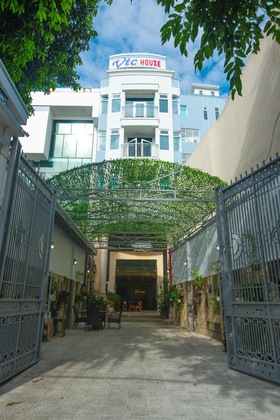 Gallery - Vic House Hotel