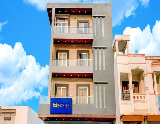 Gallery - Fabhotel 7Th Crossing
