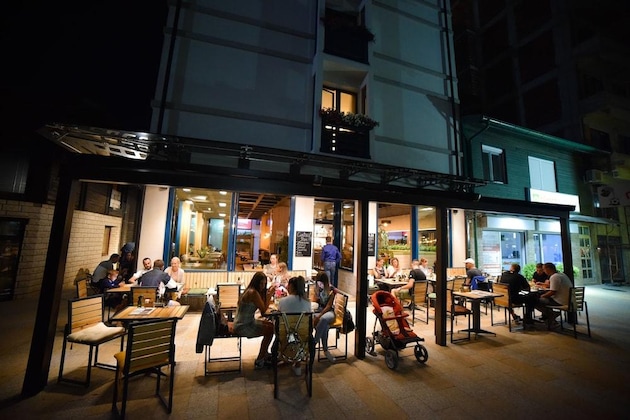 Gallery - Central Inn