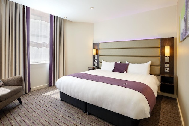 Gallery - Premier Inn Oban