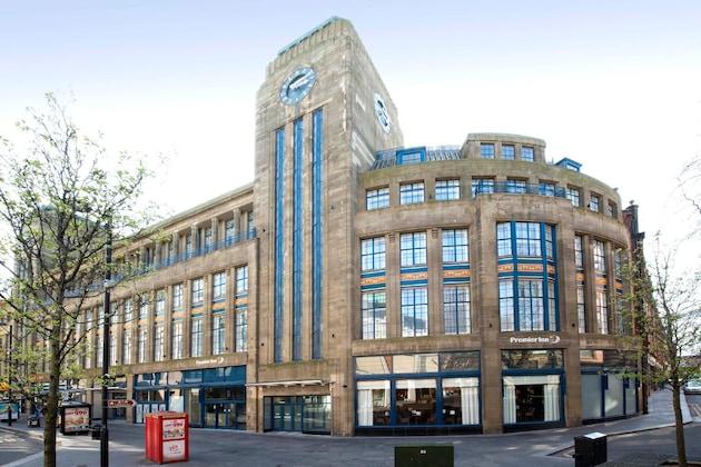 Gallery - Premier Inn Newcastle City Centre The Gate
