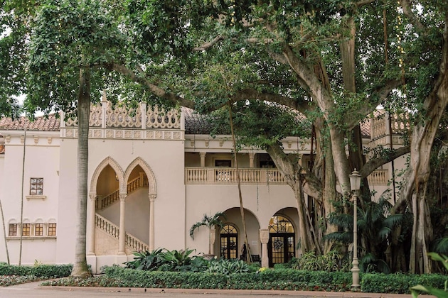 Gallery - Yacht Club At The Boca Raton
