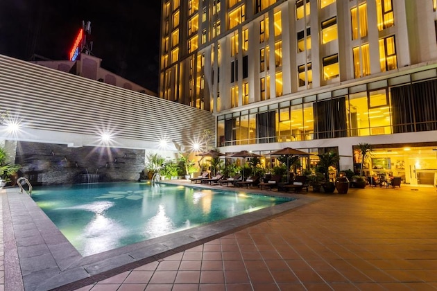 Gallery - White Lotus Hue Hotel