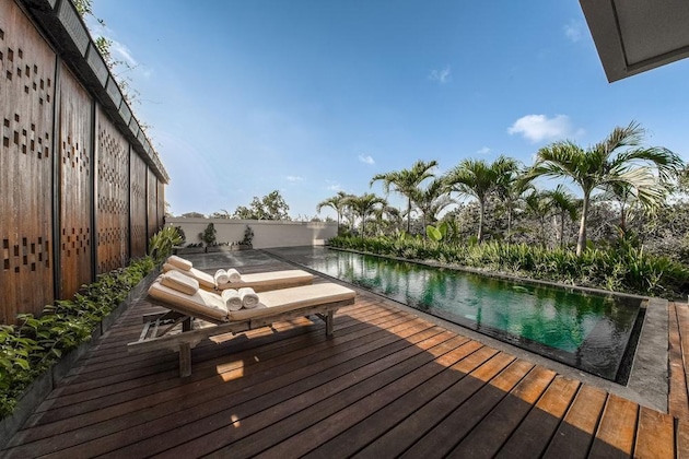 Gallery - Balangan Beach Villa Freya