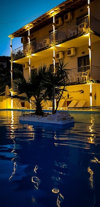 Gallery - Aragorn Hotel