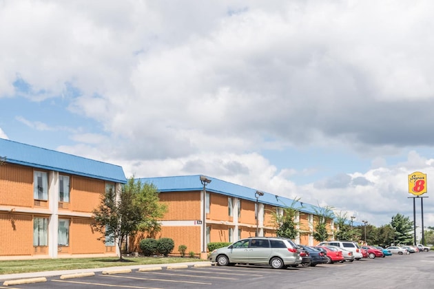 Gallery - Super 8 by Wyndham Columbus