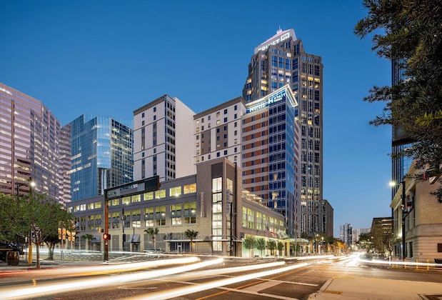 Gallery - Hyatt House Tampa Downtown