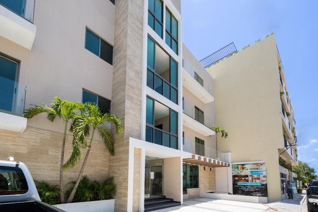 Gallery - Palmarena Rooms And Residences - Long Stay Comfort With Parking, Sauna, Gym And Pool (Steps From 5Th Avenue)