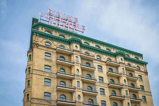 Gallery - Mint House At The Divine Lorraine Hotel
