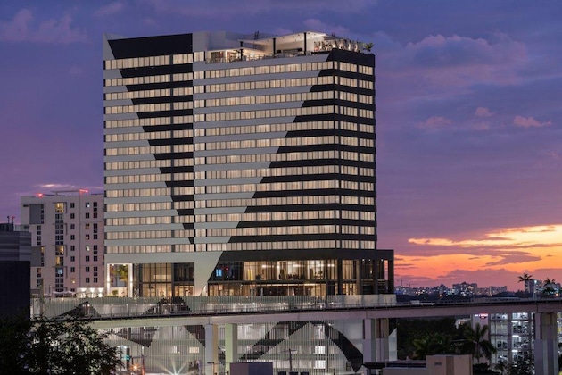 Gallery - Ac Hotel By Marriott Miami Brickell