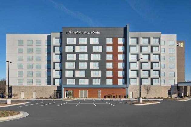 Gallery - Hampton Inn & Suites Durham University Medical Center