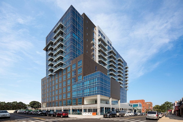 Gallery - Four Points By Sheraton Flushing