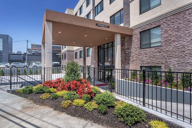 Gallery - Comfort Inn Jfk Airport