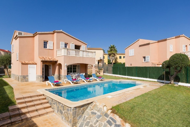Gallery - Villa en Cala´n Blanes para 6 personas con 3 habitaciones Ref. 335779