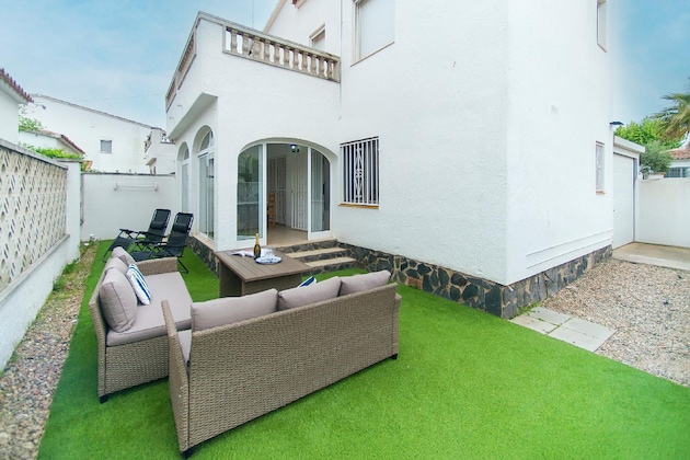 Gallery - Villa en Empuriabrava para 5 personas con 3 habitaciones Ref. 437160