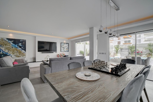Gallery - Casa Adosada en Marbella para 8 personas con 4 habitaciones Ref. 237611