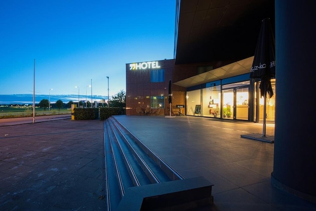 Gallery - Ninetynine Hotel Amsterdam Airport