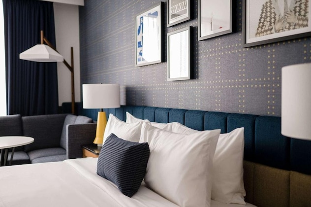Gallery - Cambria Hotel Boston Somerville