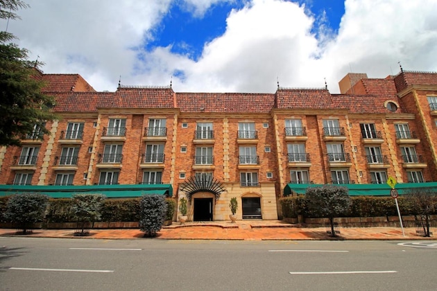 Gallery - Hotel Windsor House Inn By GEH Suites