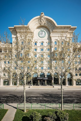 Gallery - Courtyard By Marriott Baku