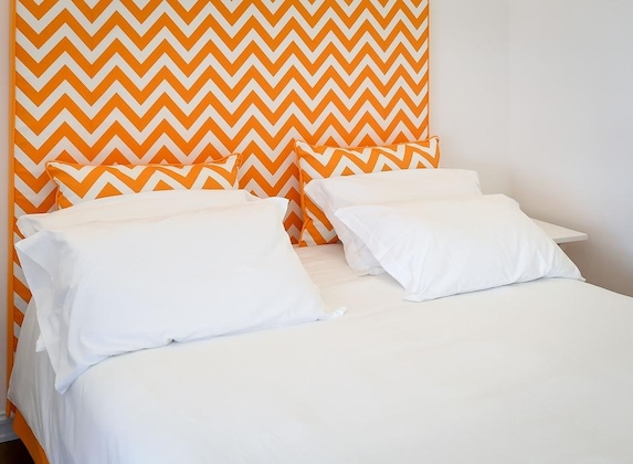 Gallery - Casa Pantone