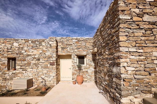 Gallery - Apsila Pool Suites