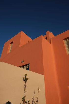 Gallery - Pink Freud Villas Santorini